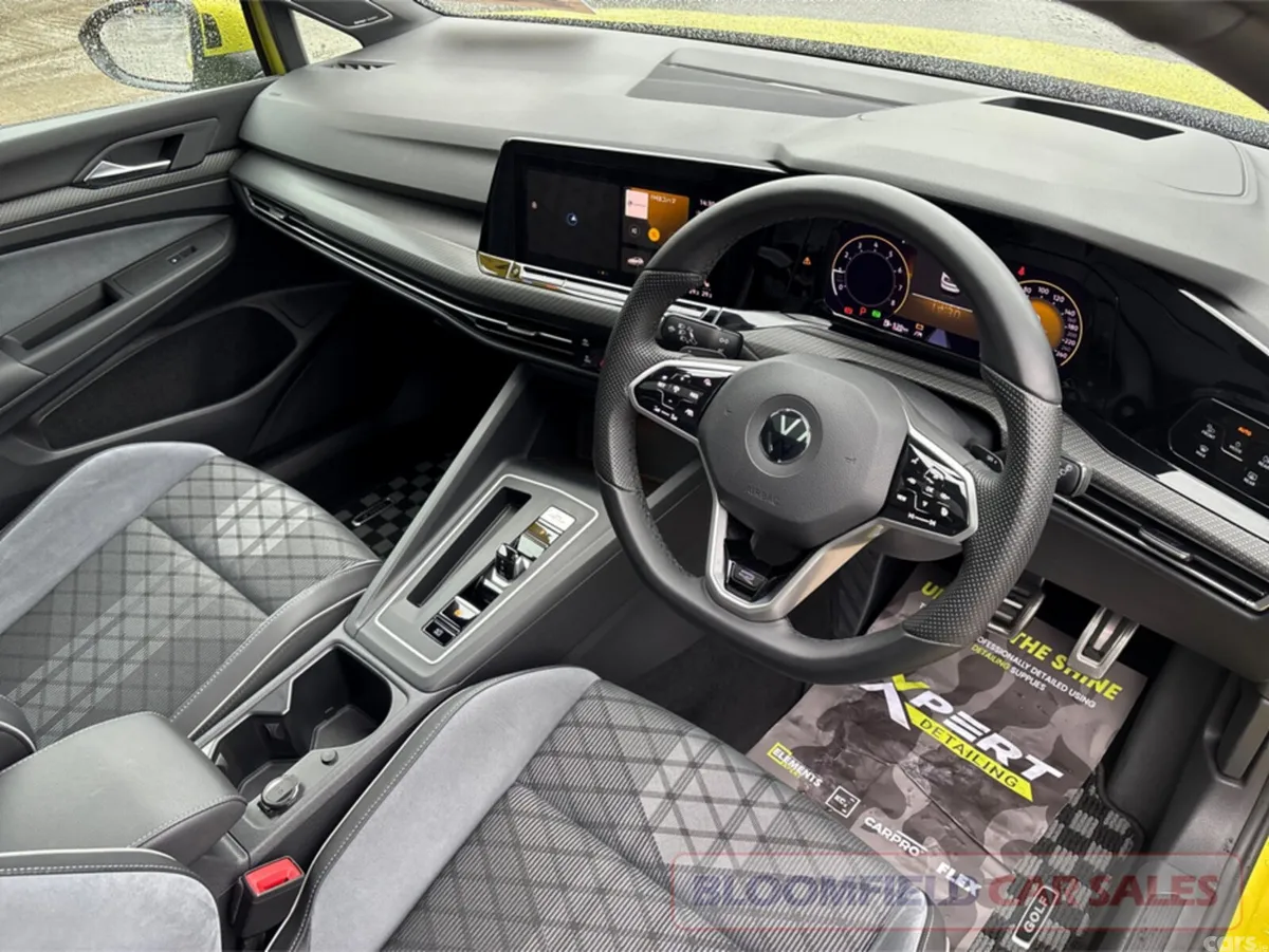 Volkswagen Golf Hatchback, Petrol Hybrid, 2021, Yellow