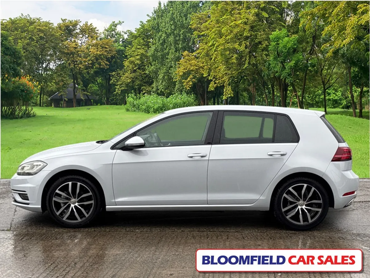 Volkswagen Golf Hatchback, Petrol, 2018, Grey