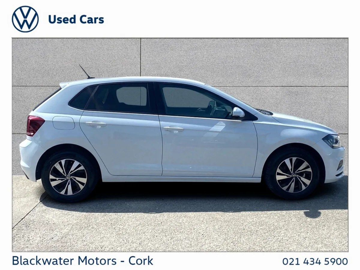Volkswagen Polo Hatchback, Petrol, 2017, 