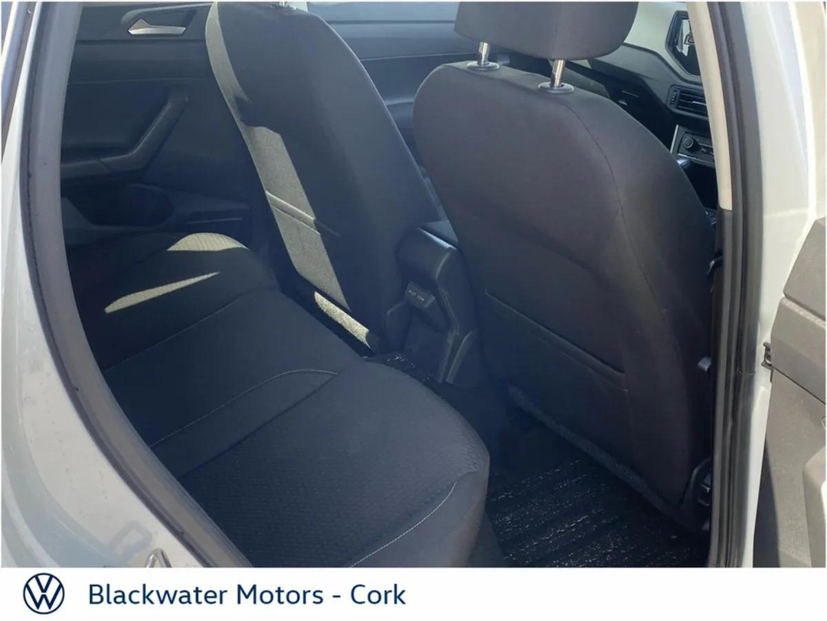 Volkswagen Polo Hatchback, Petrol, 2017, 