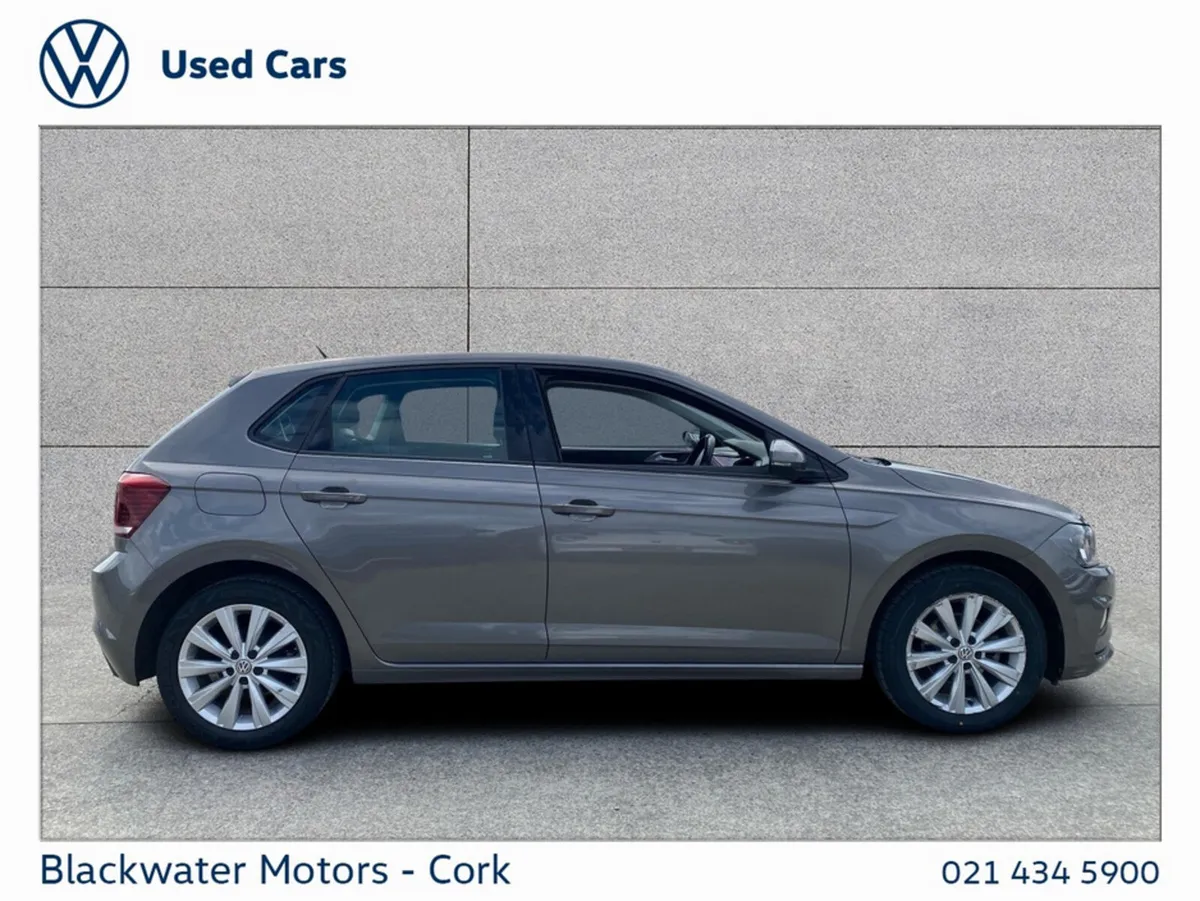 Volkswagen Polo Hatchback, Petrol, 2017, 