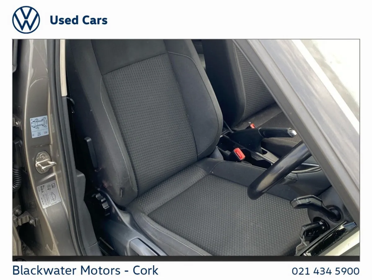 Volkswagen Polo Hatchback, Petrol, 2017, 