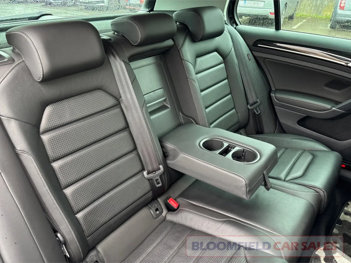 Volkswagen Golf Hatchback, Petrol, 2019, Black