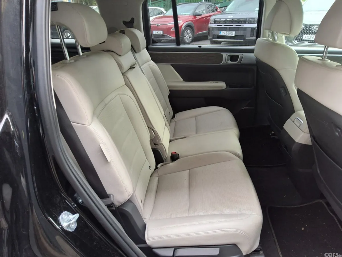 Hyundai Santa Fe SUV, Petrol Plug-in Hybrid, 2026, Black