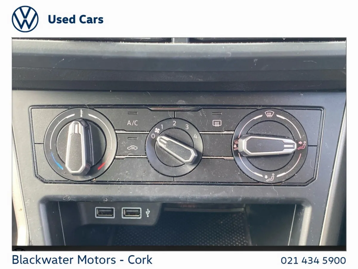 Volkswagen Polo Hatchback, Petrol, 2017, 