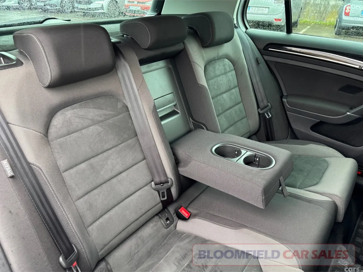 Volkswagen Golf Hatchback, Petrol, 2018, Grey