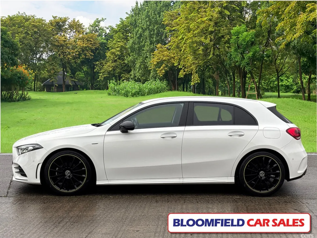 Mercedes-Benz A-Class Hatchback, Petrol, 2018, White