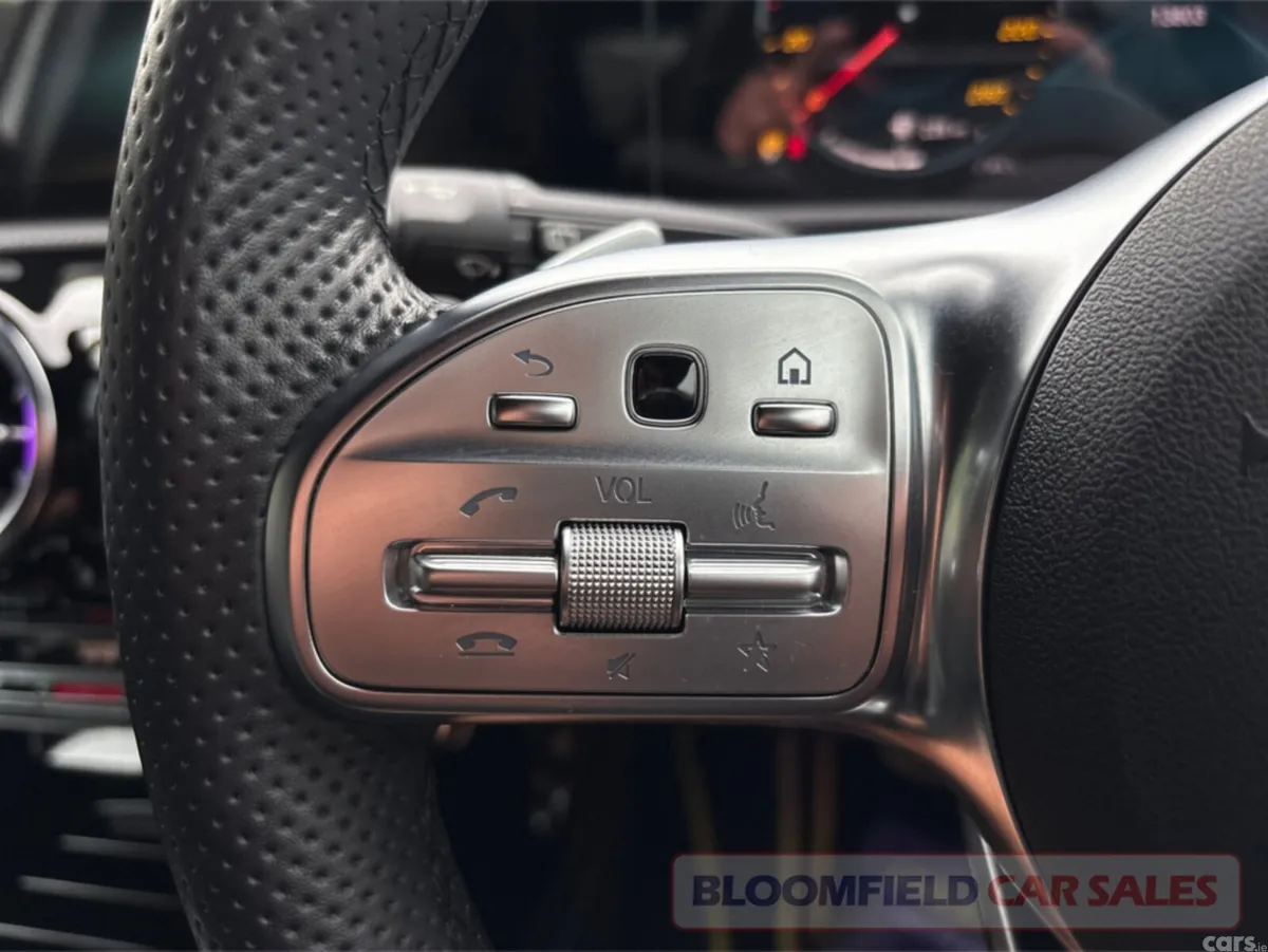 Mercedes-Benz A-Class Hatchback, Petrol, 2018, White