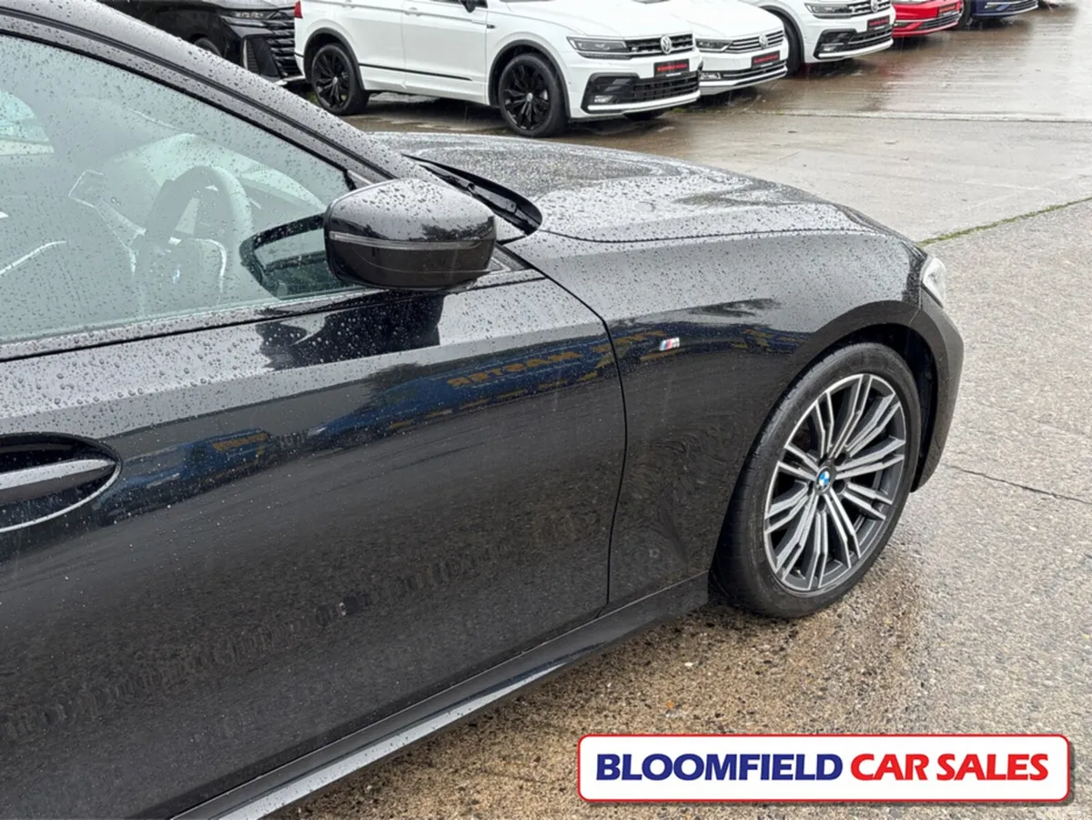 BMW 3-Series Saloon, Diesel, 2019, Black