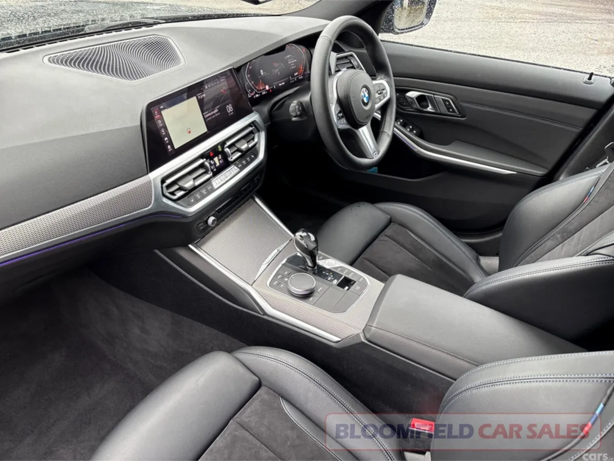 BMW 3-Series Saloon, Diesel, 2019, Black