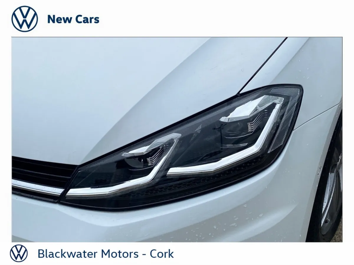 Volkswagen Golf Hatchback, Petrol, 2017, 