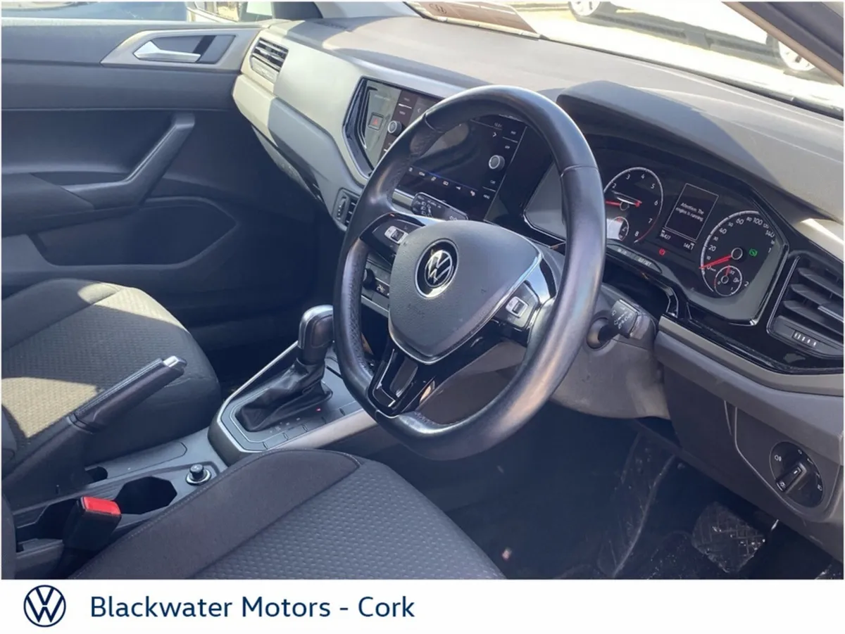 Volkswagen Polo Hatchback, Petrol, 2021, 