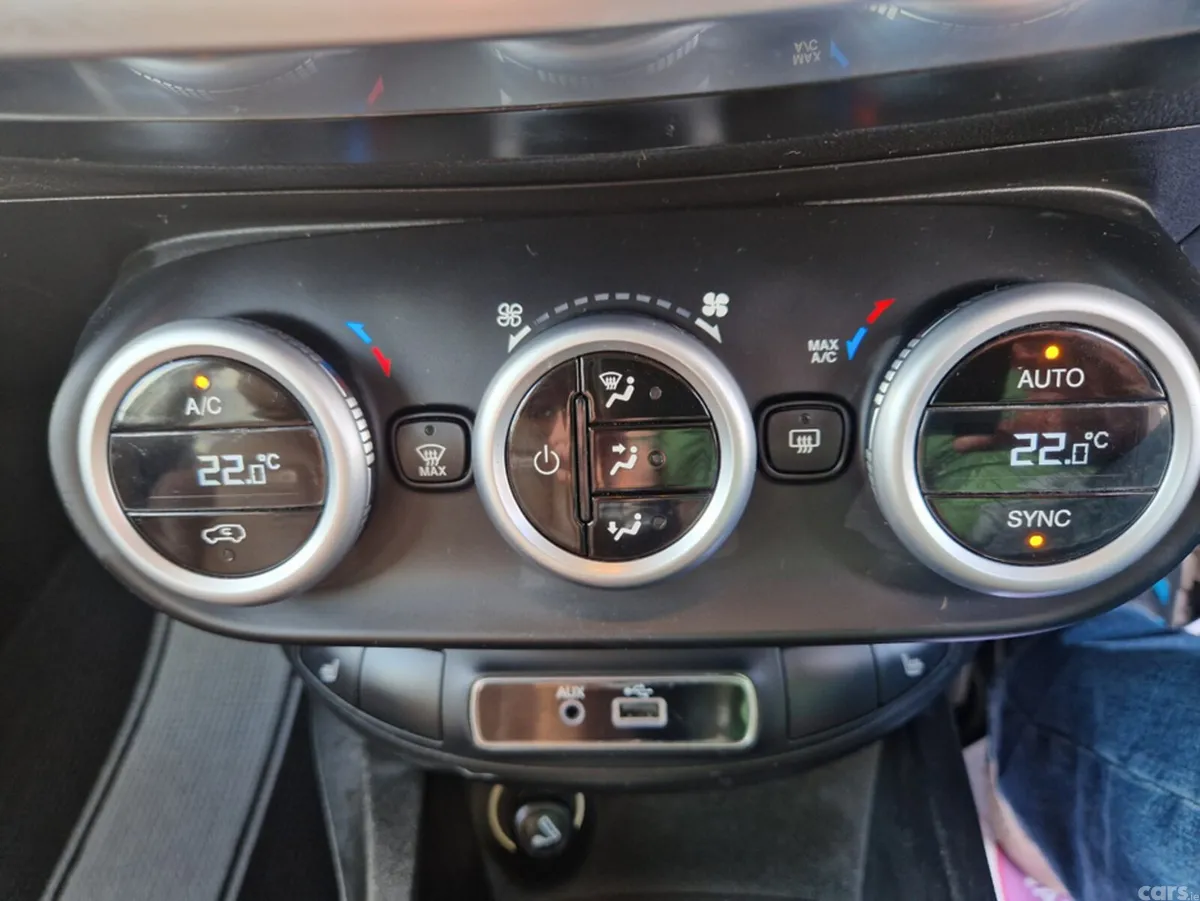 Fiat 500X Hatchback, Petrol, 2016, Beige