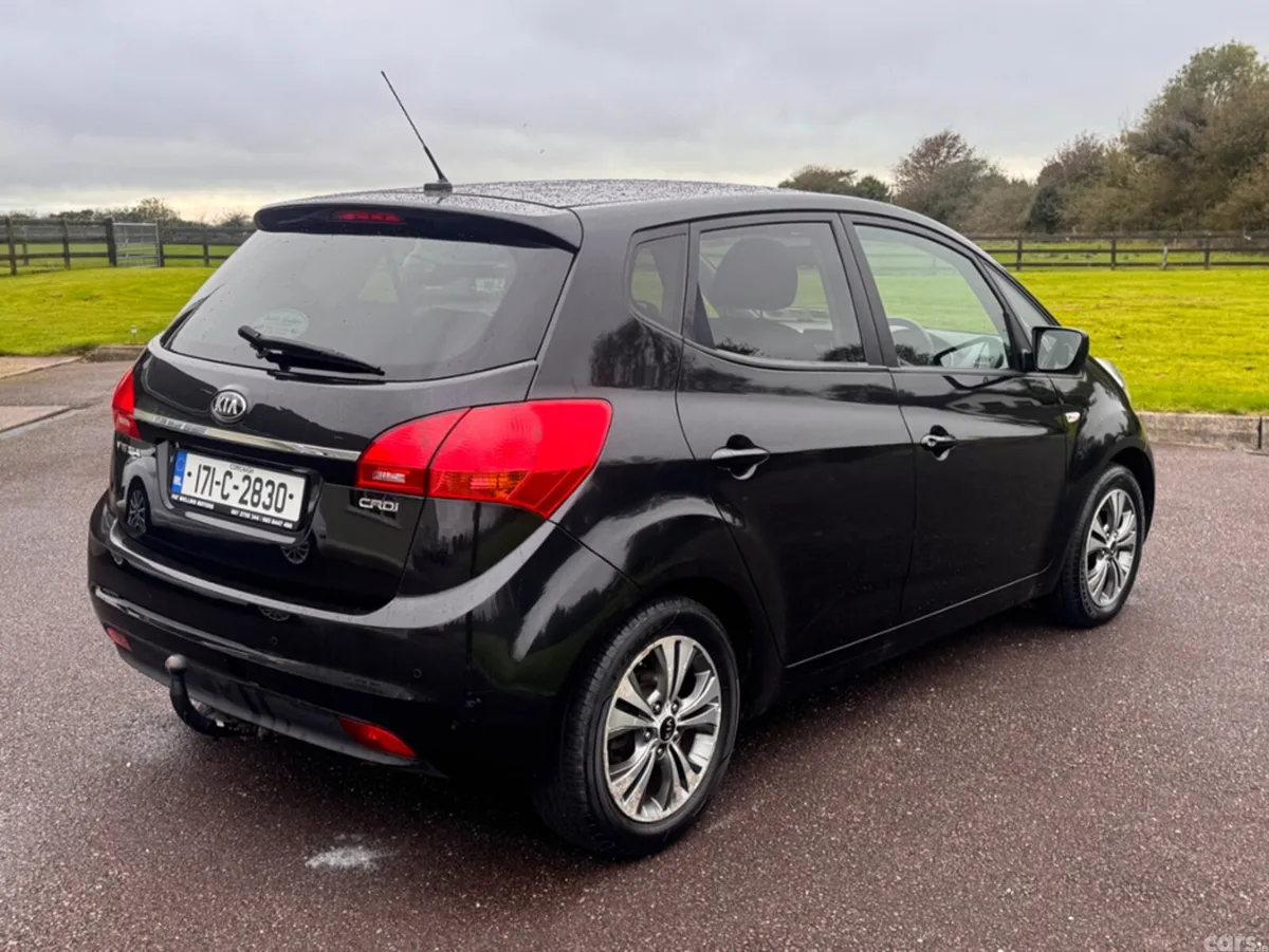 Kia Venga MPV, Diesel, 2017, Black
