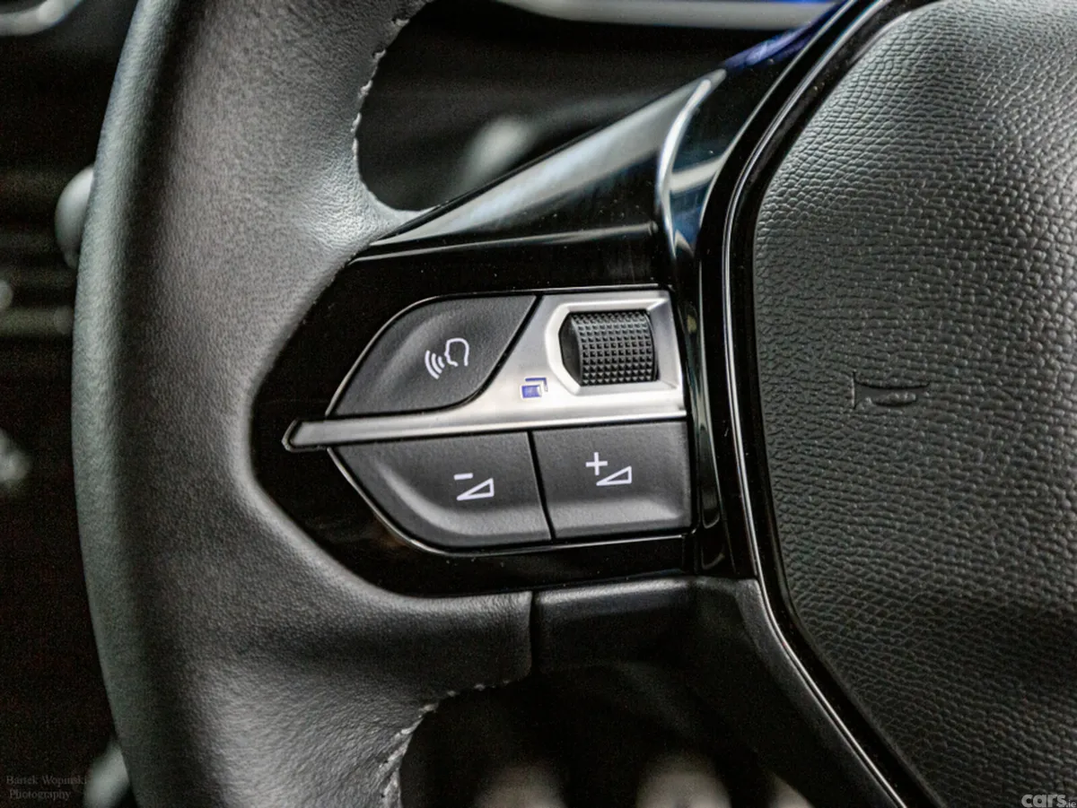 Peugeot 2008 SUV, Petrol, 2023, Blue