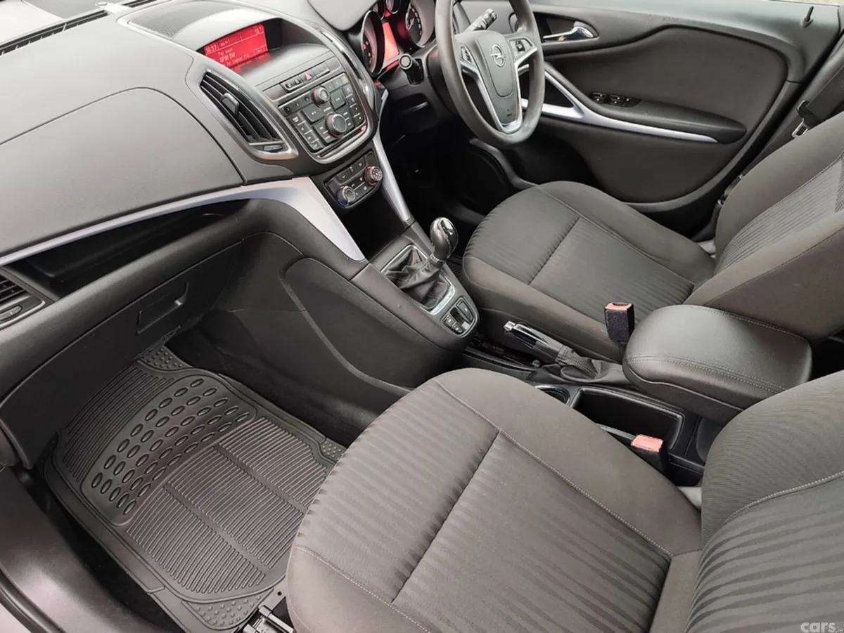 Opel Zafira MPV, Diesel, 2016, Grey