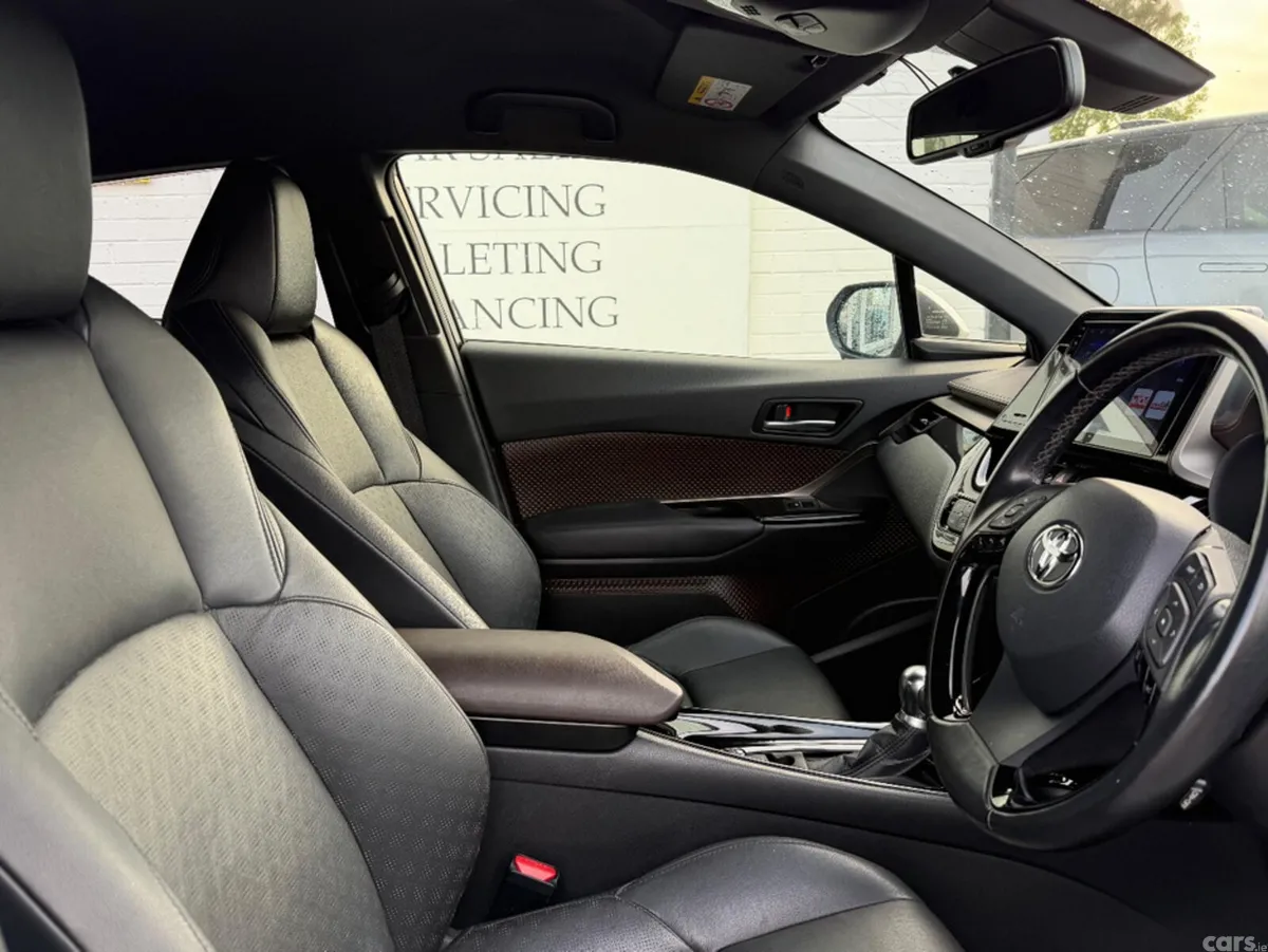 Toyota C-HR Hatchback, Petrol Hybrid, 2017, White