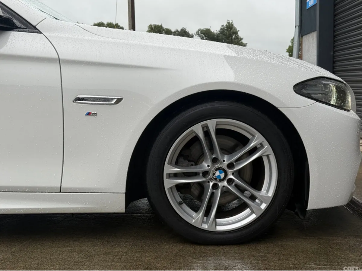 BMW 5-Series Saloon, Diesel, 2015, White