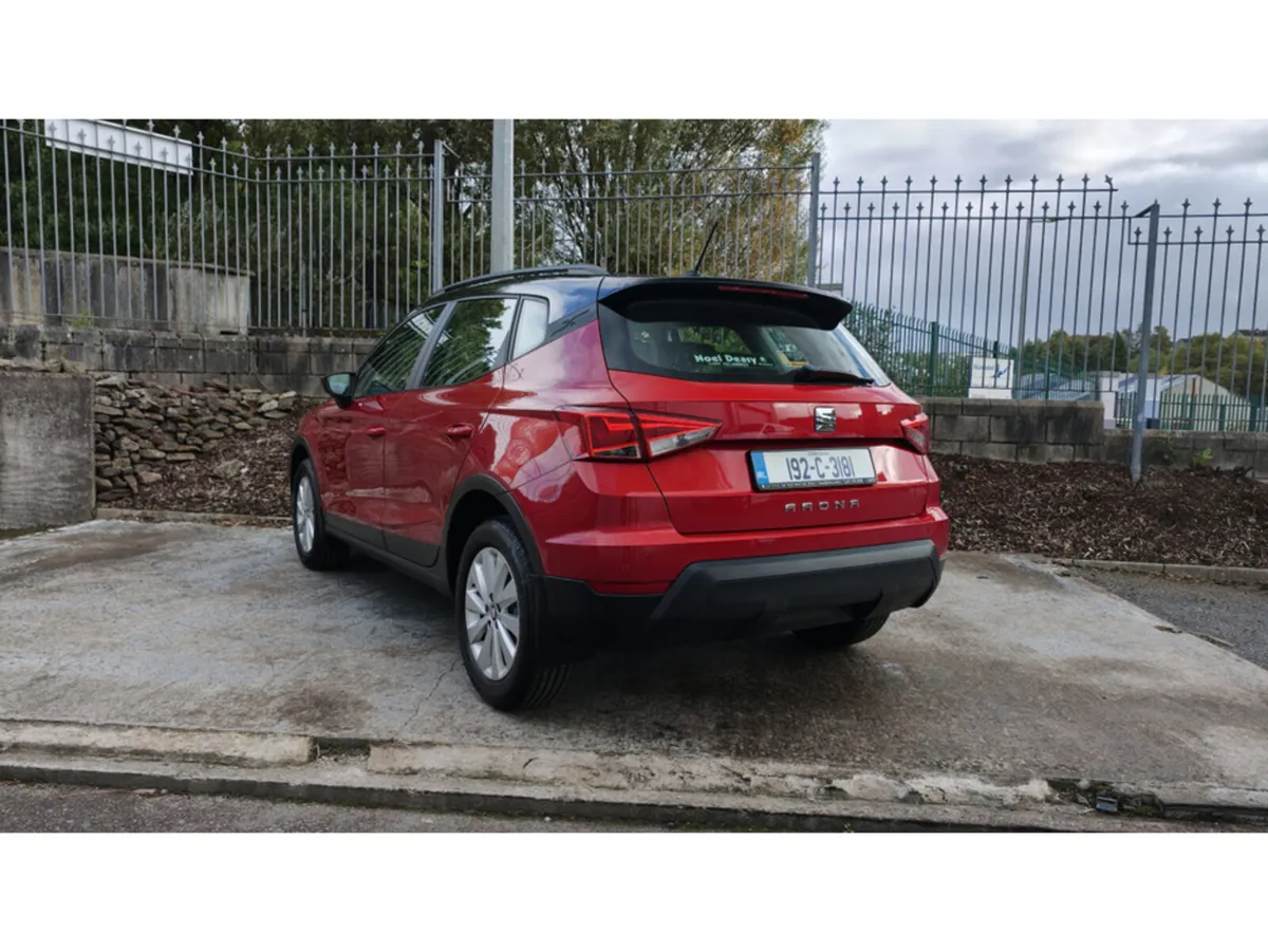 SEAT Arona Hatchback, Petrol, 2019, Black