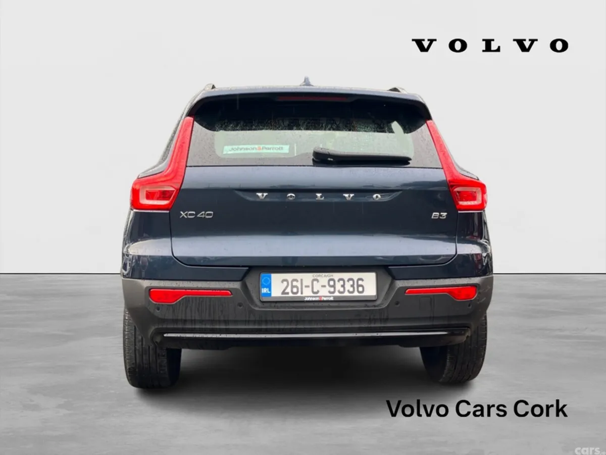 Volvo XC40 SUV, Petrol, 2026, Blue