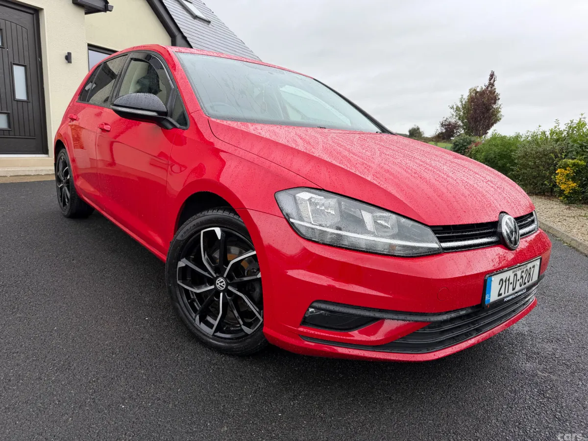 Volkswagen Golf Hatchback, Diesel, 2021, Red
