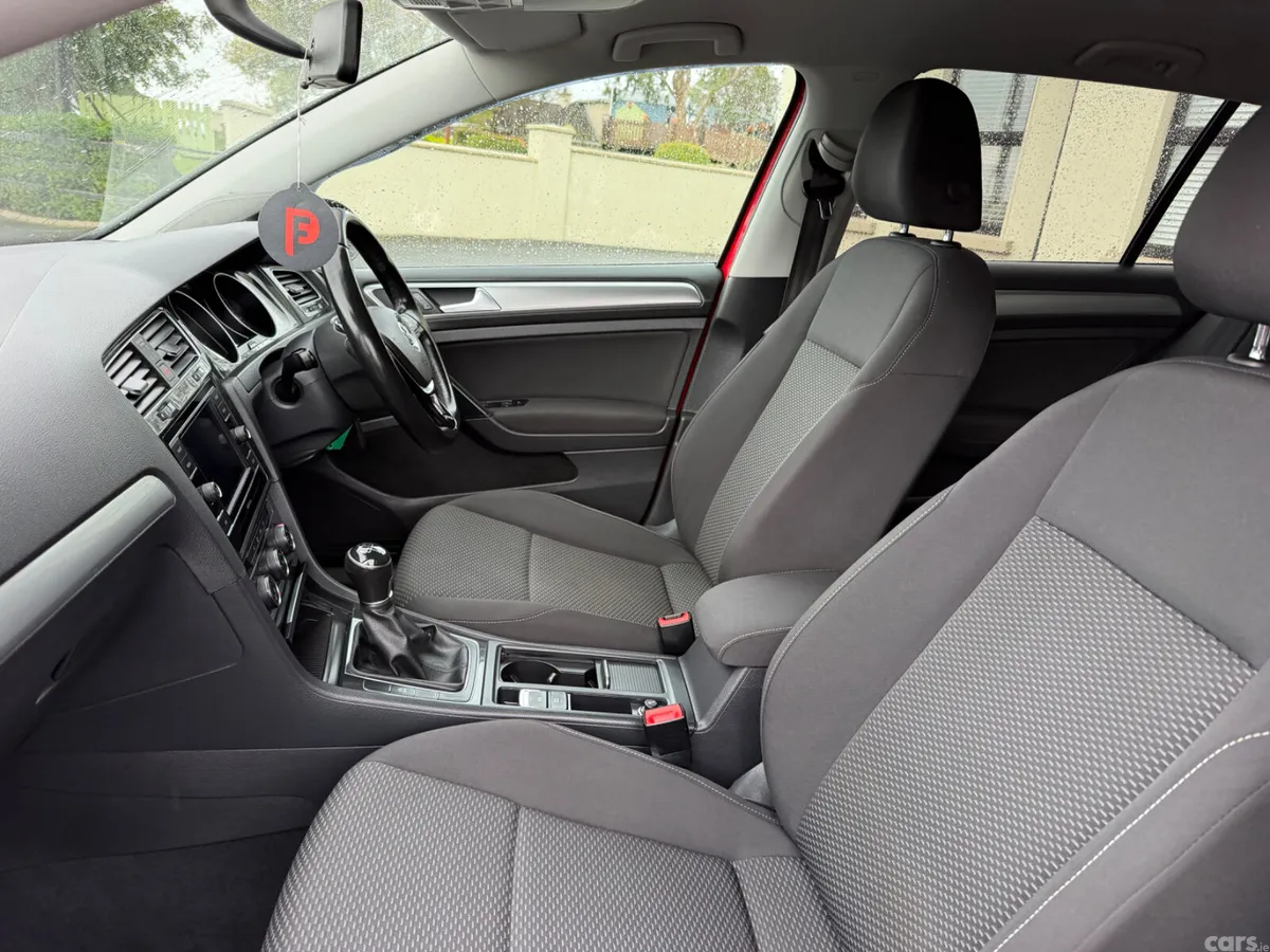 Volkswagen Golf Hatchback, Diesel, 2021, Red