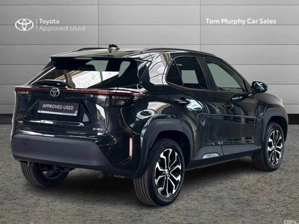 Toyota Yaris Cross Hatchback, Petrol Hybrid, 2026, Black