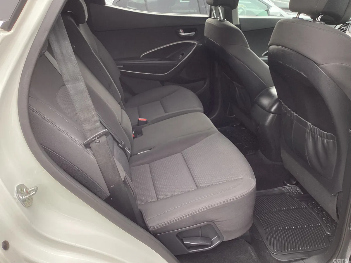 Hyundai Santa Fe SUV, Diesel, 2014, White