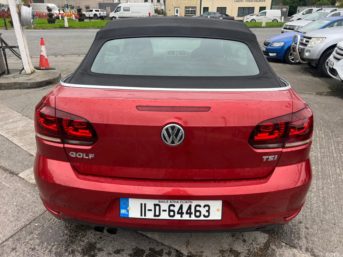 Volkswagen Golf Convertible, Petrol, 2011, Red