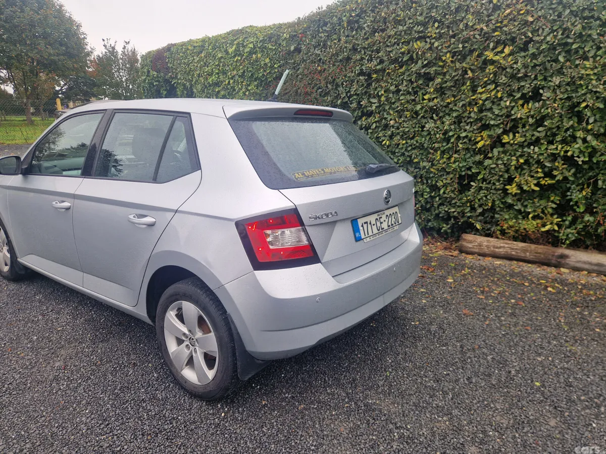 Skoda Fabia Hatchback, Petrol, 2017, Grey