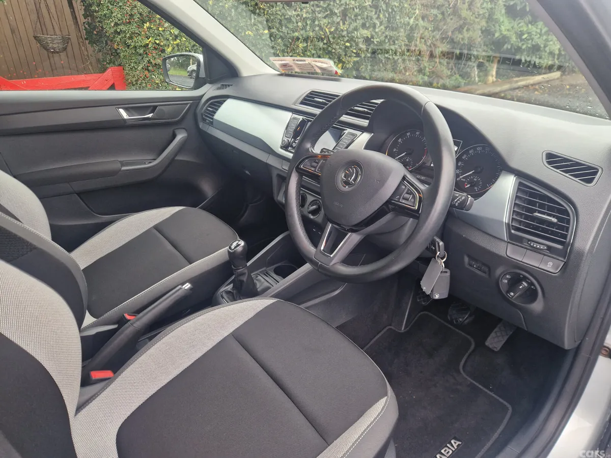 Skoda Fabia Hatchback, Petrol, 2017, Grey