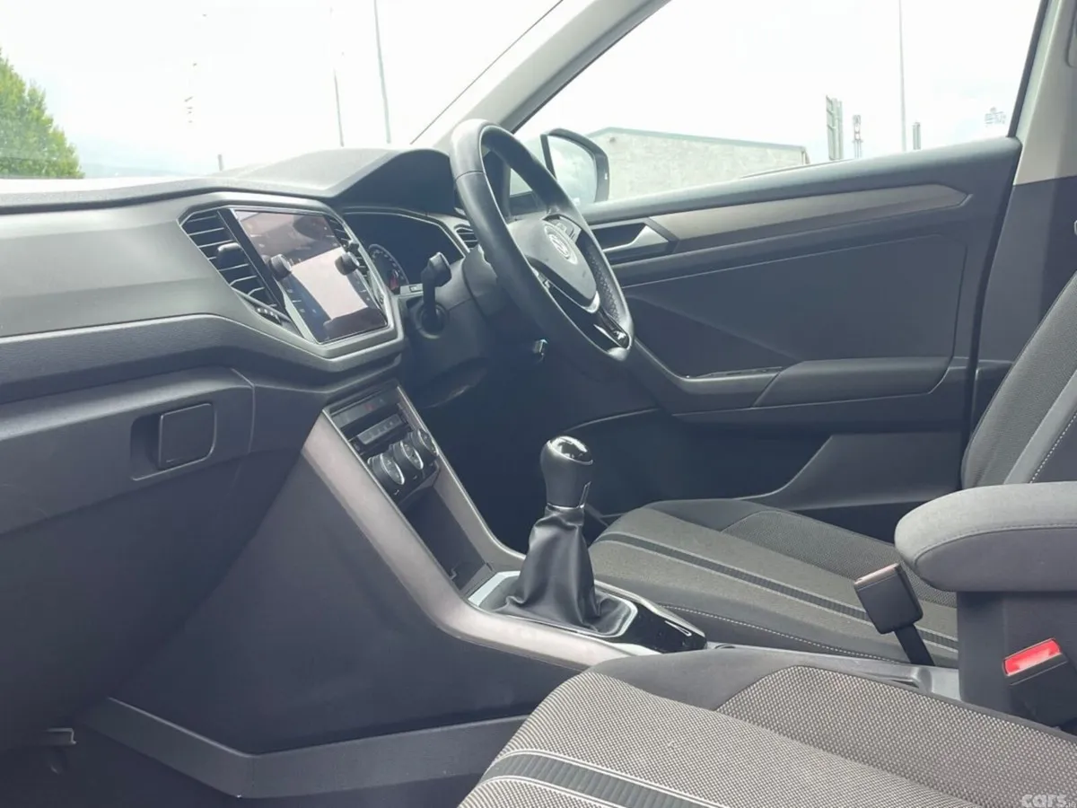 Volkswagen T-Roc SUV, Petrol, 2020, White