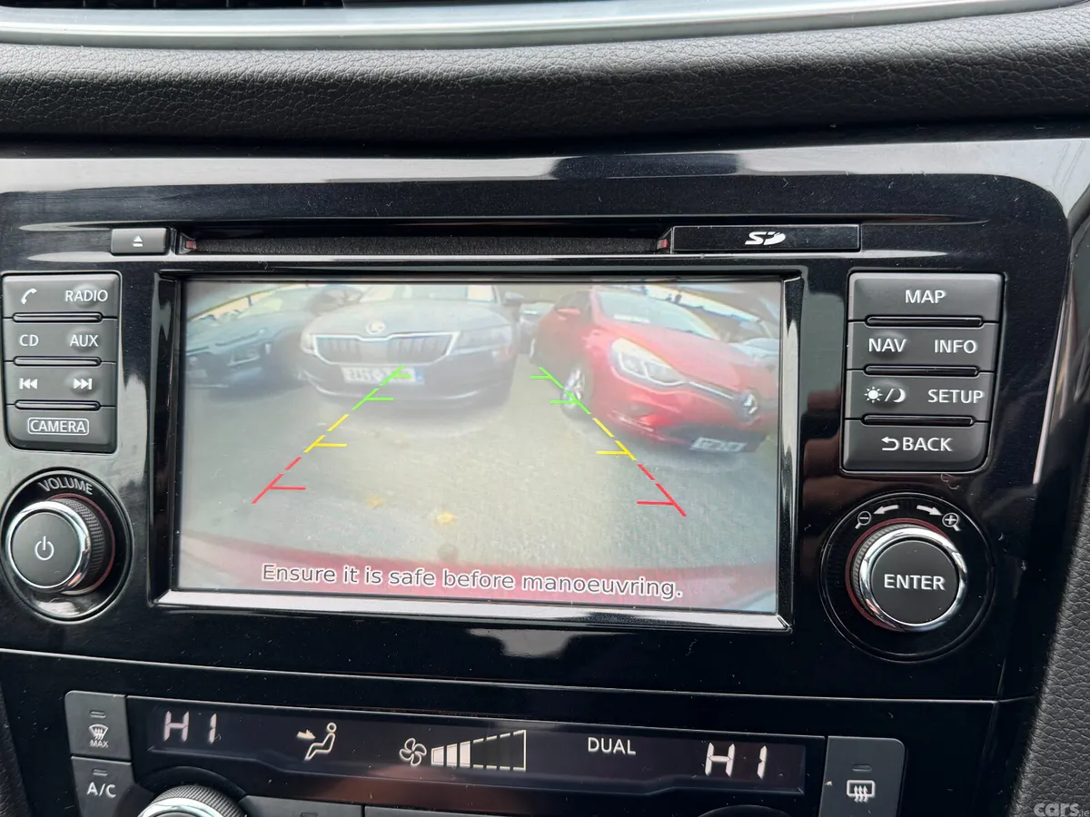 Nissan Qashqai MPV, Diesel, 2018, Red