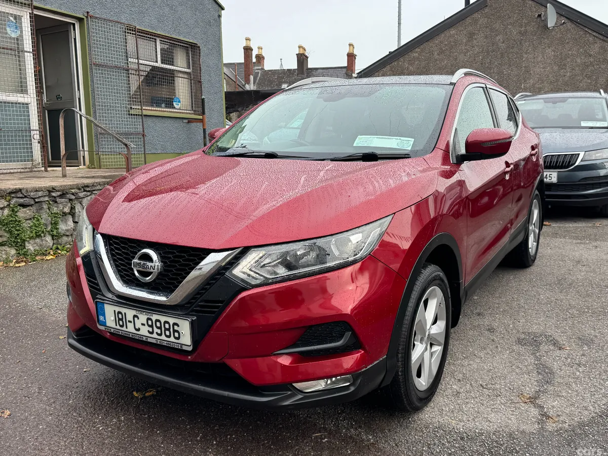 Nissan Qashqai MPV, Diesel, 2018, Red