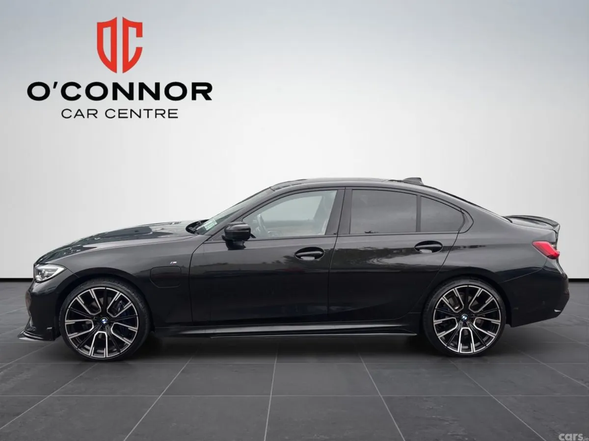 BMW 3-Series Saloon, Petrol Plug-in Hybrid, 2020, Black