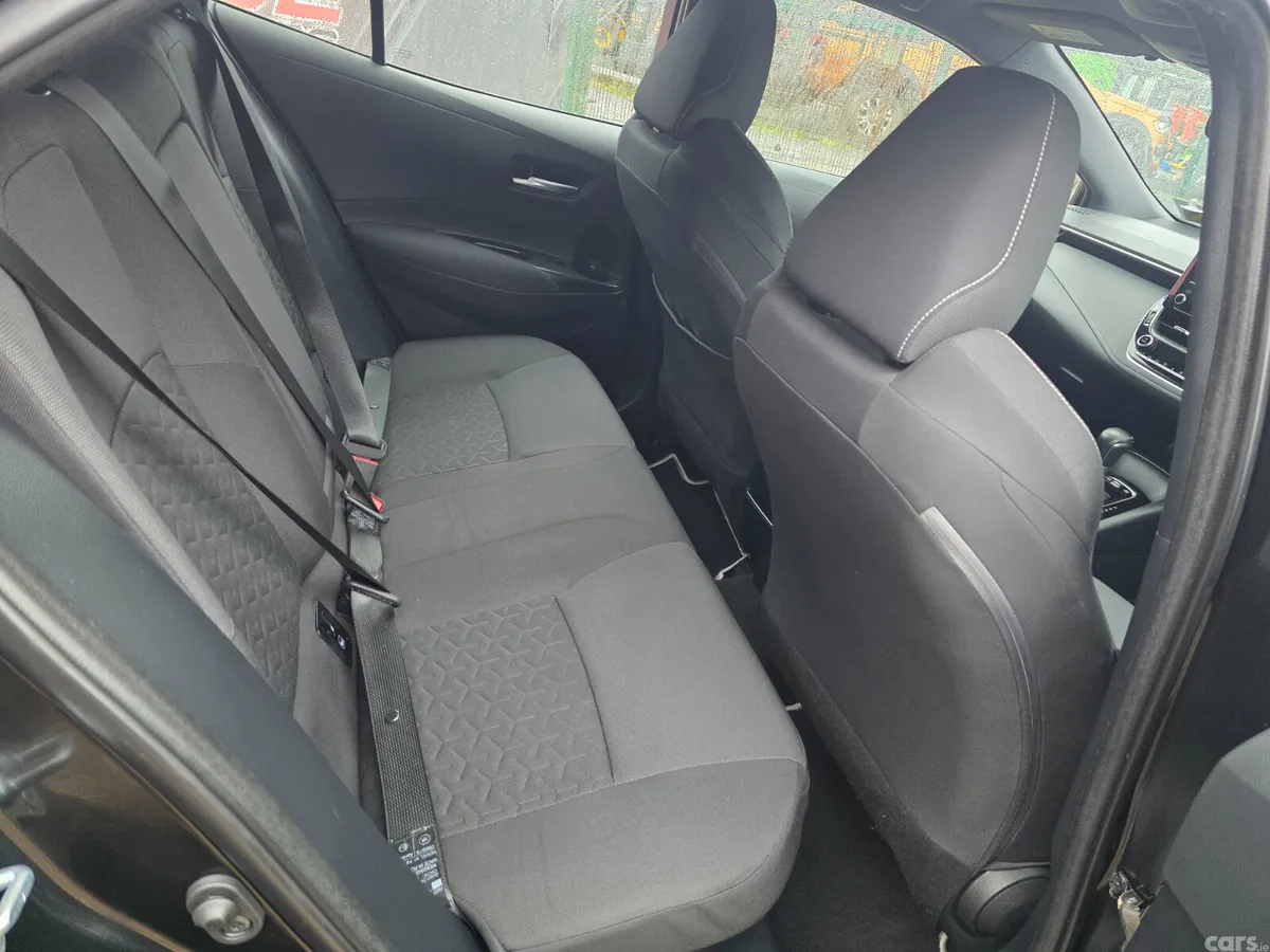 Toyota Corolla Hatchback, Petrol Hybrid, 2021, Black