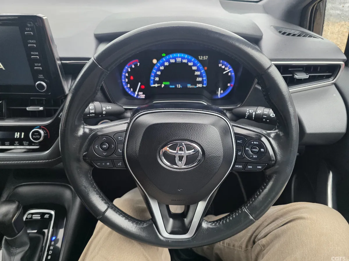 Toyota Corolla Hatchback, Petrol Hybrid, 2021, Black