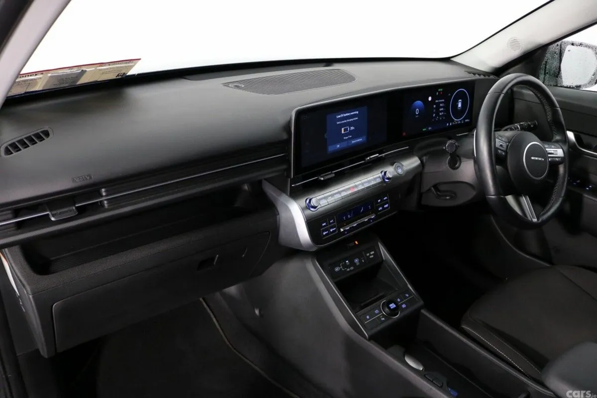 Hyundai KONA MPV, Electric, 2026, Grey