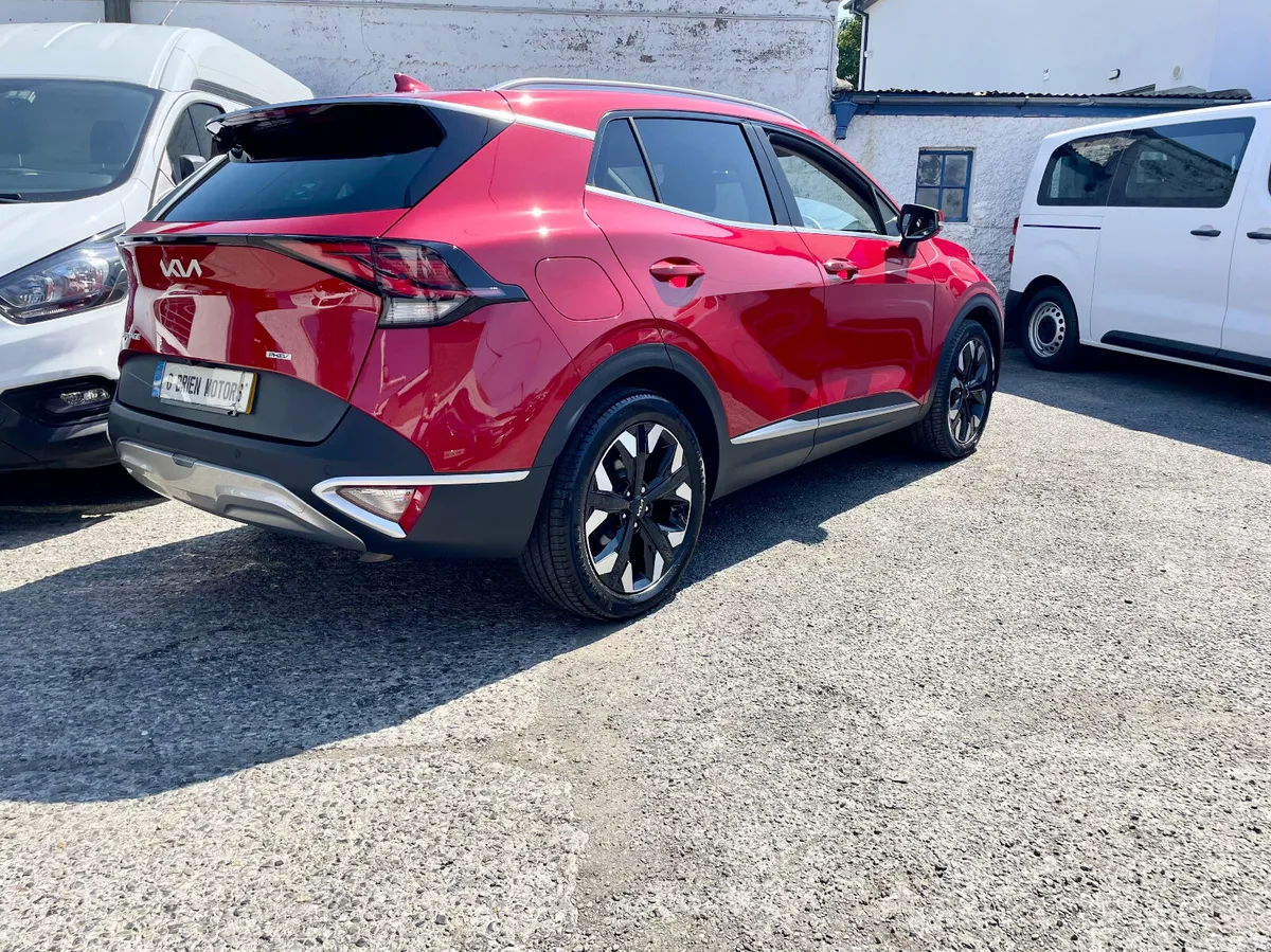Kia Sportage SUV, Petrol Plug-in Hybrid, 2024, Red