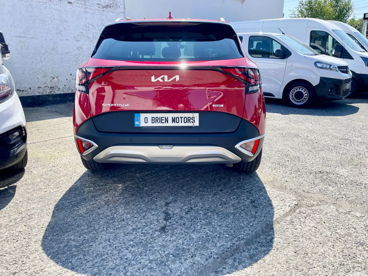 Kia Sportage SUV, Petrol Plug-in Hybrid, 2024, Red