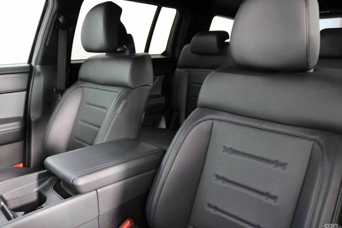 Hyundai Santa Fe SUV, Petrol Plug-in Hybrid, 2025, Black