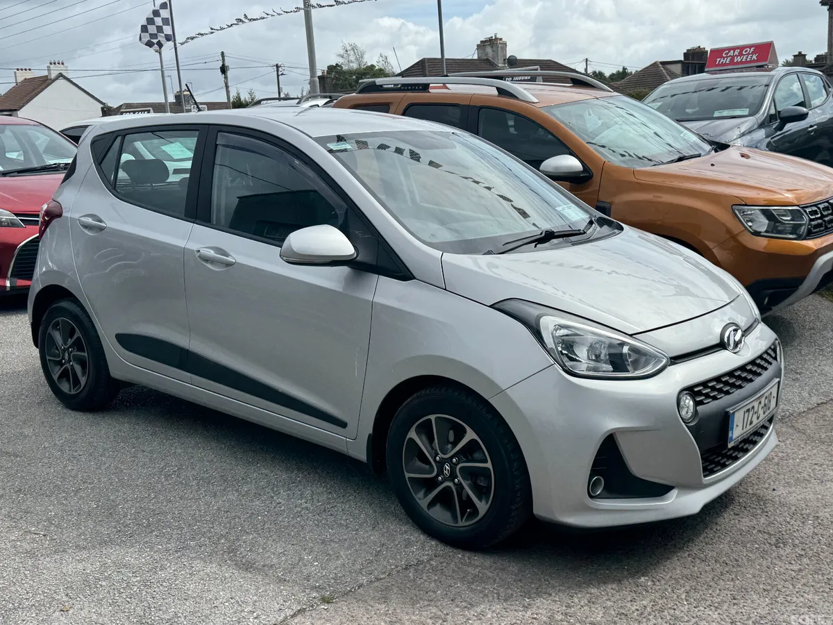 Hyundai i10 Hatchback, Petrol, 2017, Grey