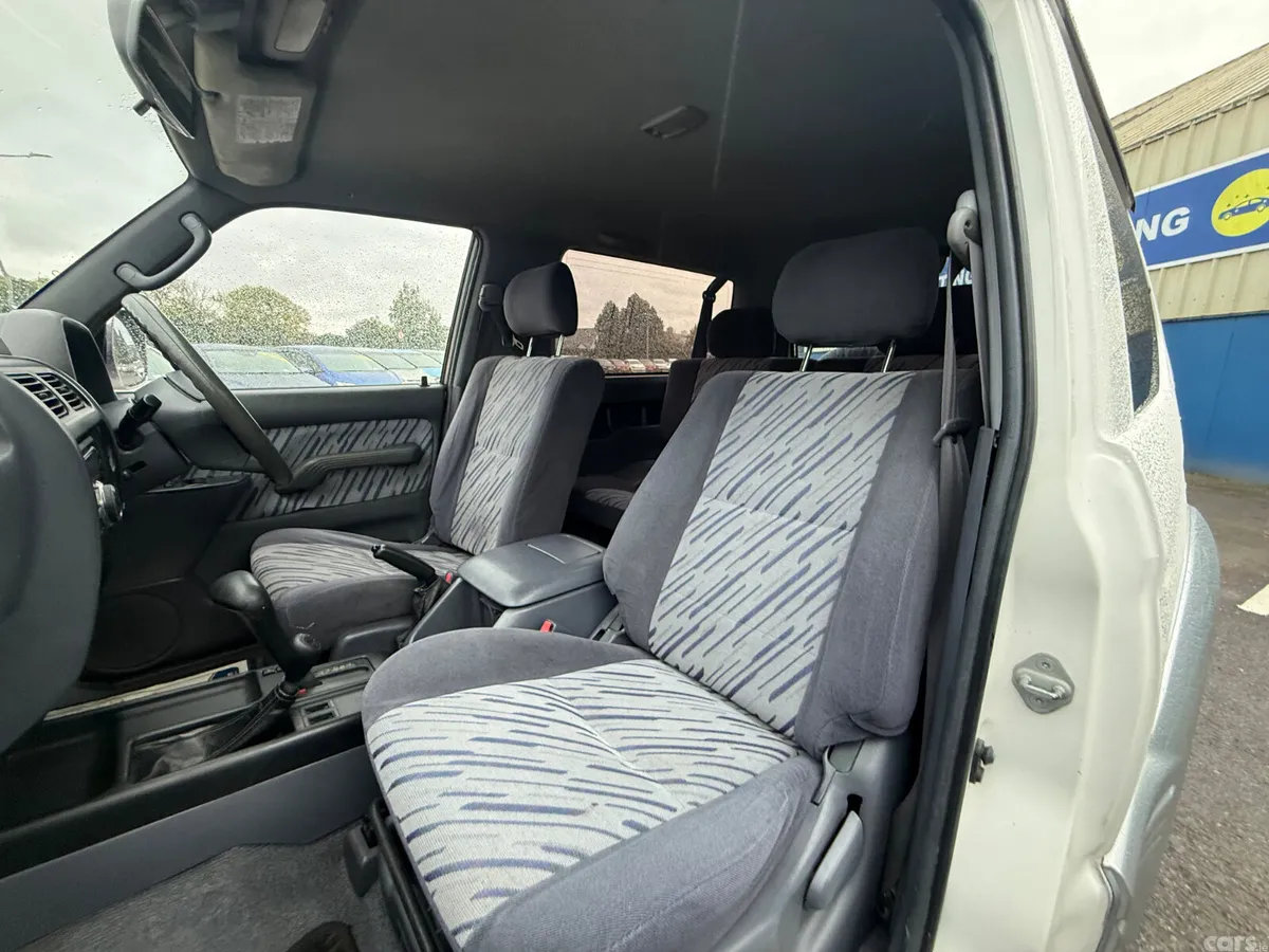 Toyota Land Cruiser SUV, Diesel, 1996, White