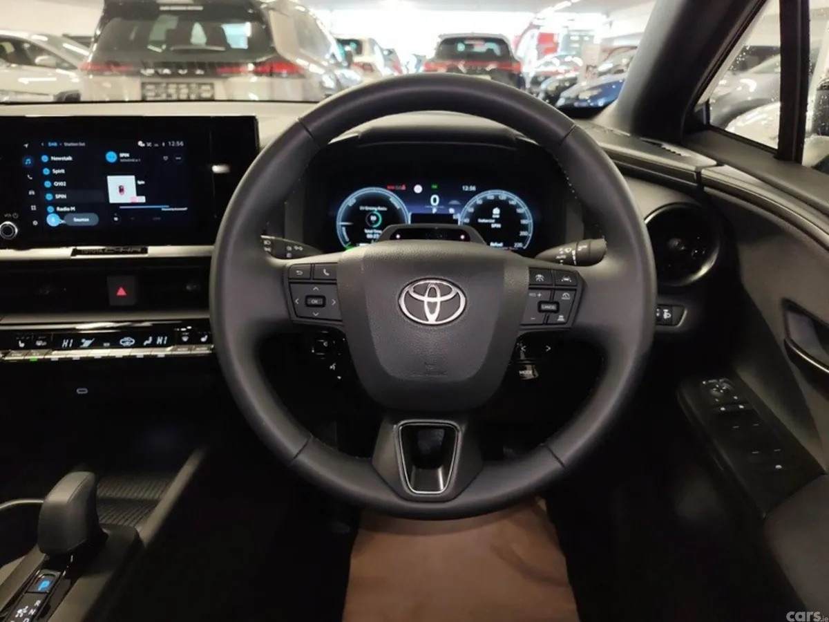 Toyota C-HR SUV, Petrol Hybrid, 2026, Blue