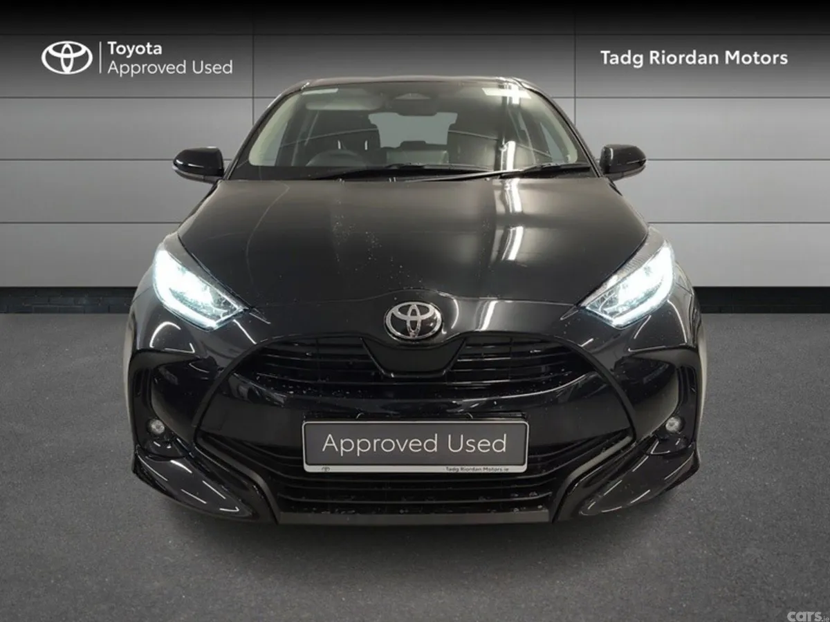Toyota Yaris Hatchback, Petrol Hybrid, 2026, Black