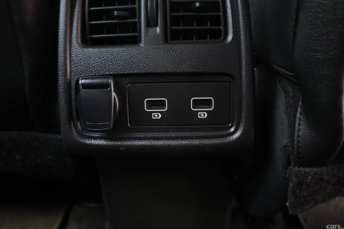 Renault Captur Hatchback, Petrol Plug-in Hybrid, 2021, Grey