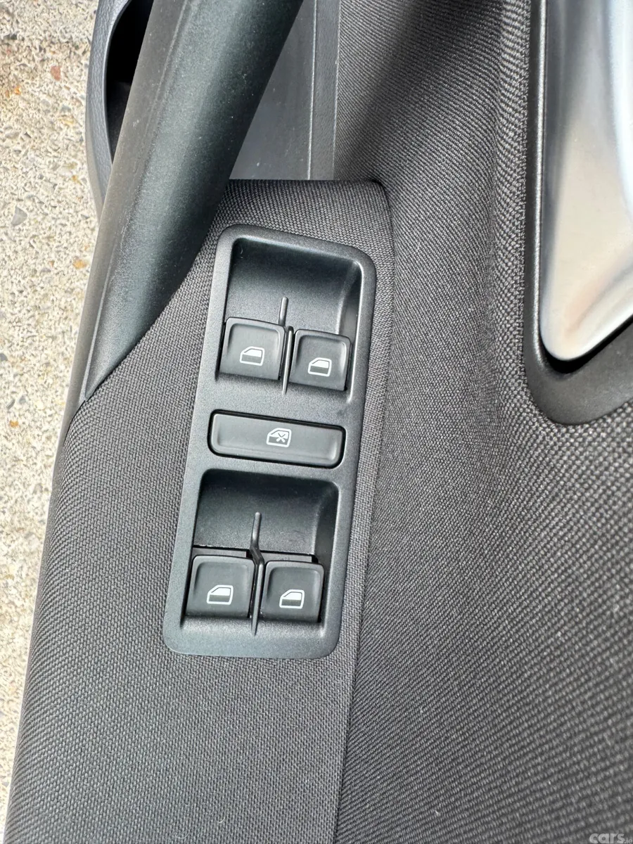 Volkswagen Polo Hatchback, Petrol, 2015, Grey