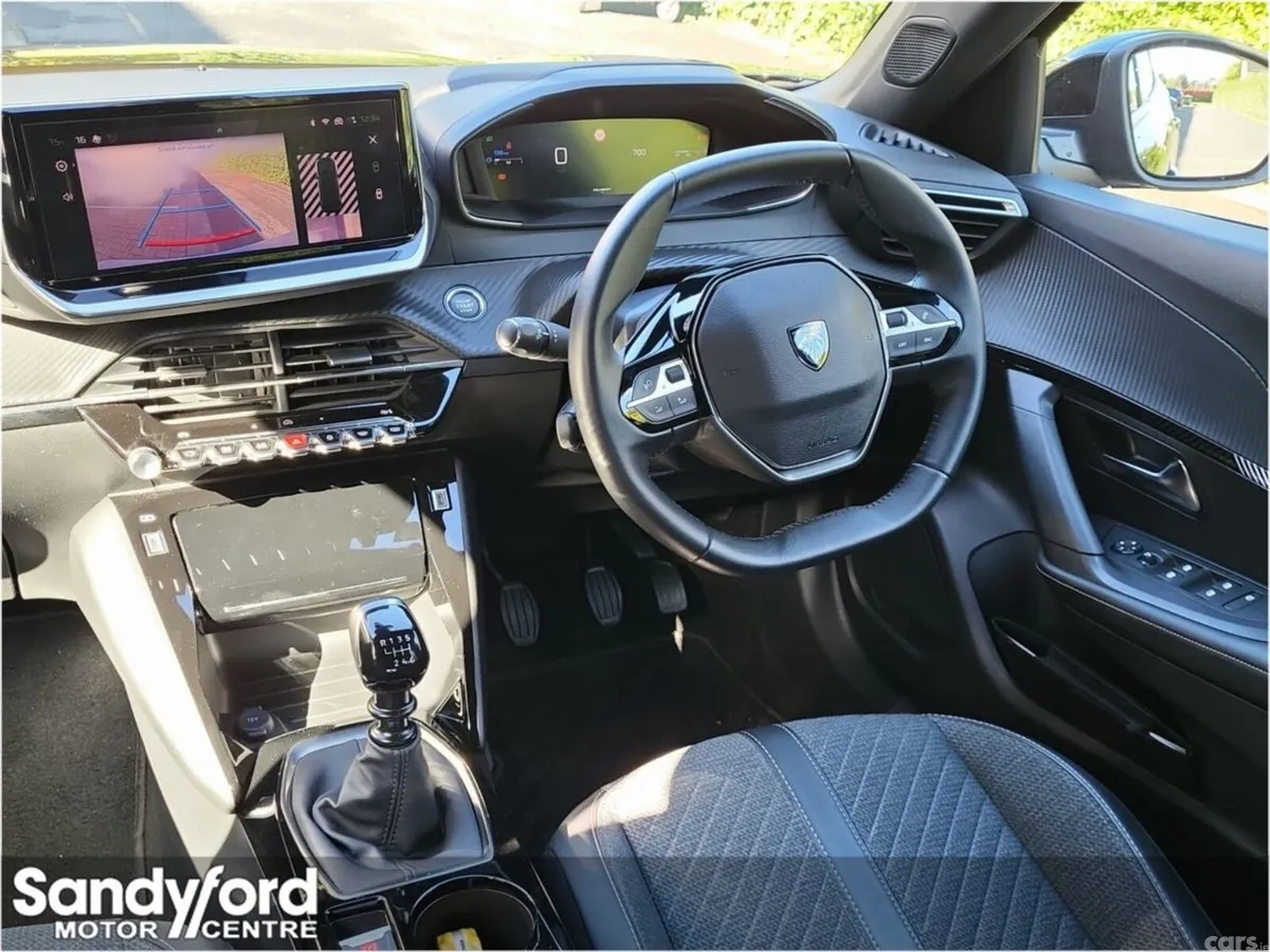 Peugeot 2008 MPV, Petrol, 2024, Black