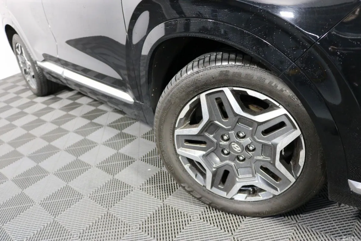 Hyundai Santa Fe SUV, Petrol Plug-in Hybrid, 2022, Black