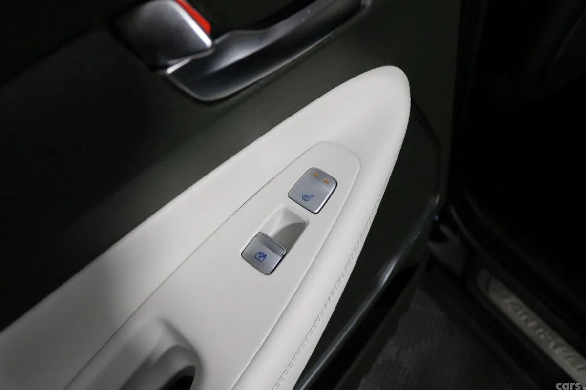 Hyundai Santa Fe SUV, Petrol Plug-in Hybrid, 2022, Black